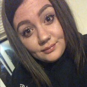 Meet your Posher, Anndrea